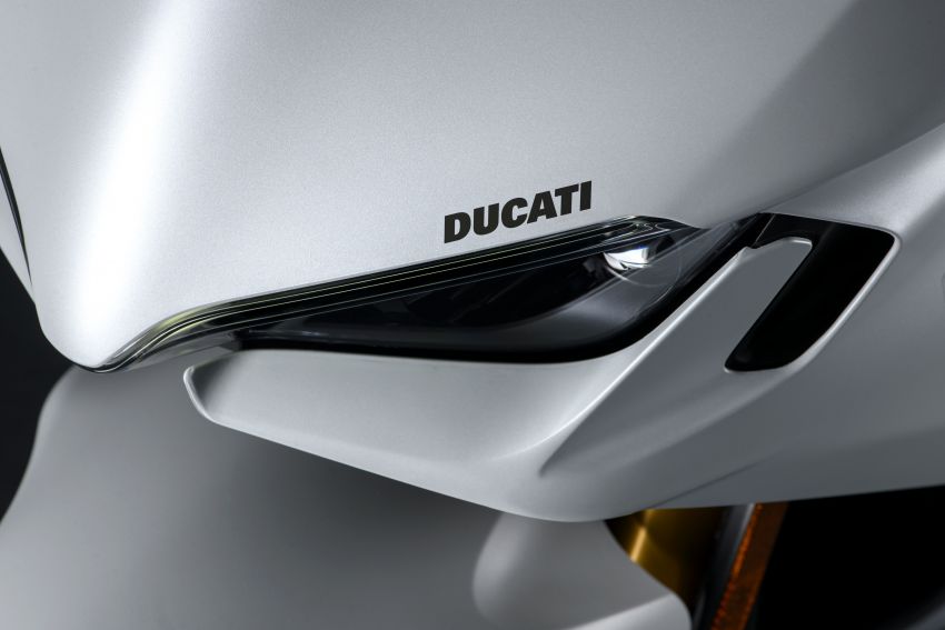 Ducati Supersport 2021 guna panel badan, lampu baru 1213366