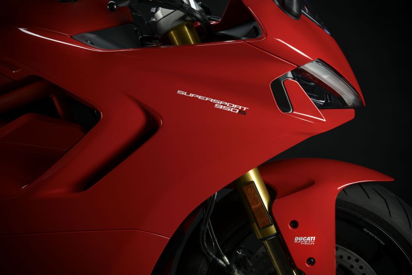 Ducati Supersport 2021 guna panel badan, lampu baru 1213335