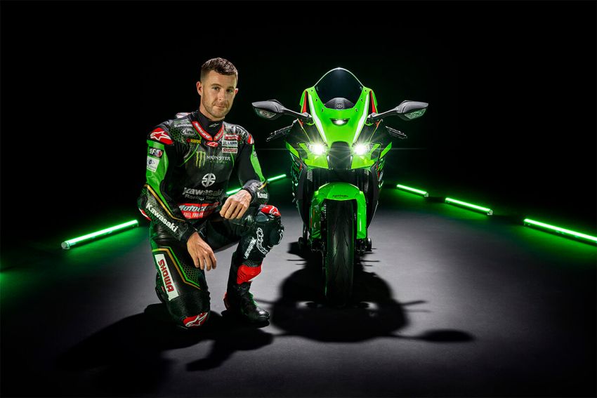 2021 Kawasaki ZX-10RR and ZX-10R shown – 203 PS 1215465