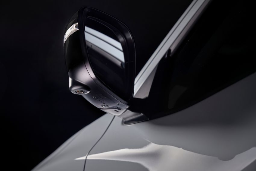2021 Nissan Navara facelift revealed – Titan-style looks, AEB, Apple CarPlay, new rugged Pro-4X variant Image #1203909