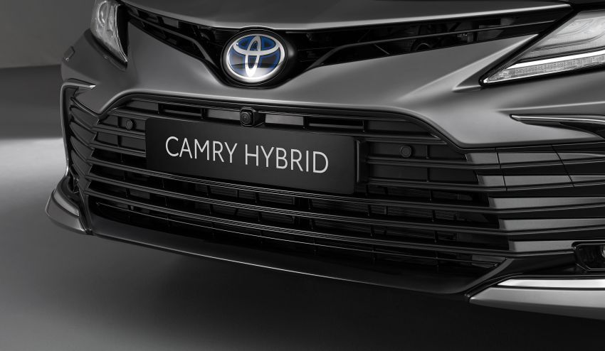 Toyota Camry Hybrid <em>facelift</em> tiba di Europah — sistem keselamatan, paparan infotainmen kini dipertingkat 1215711