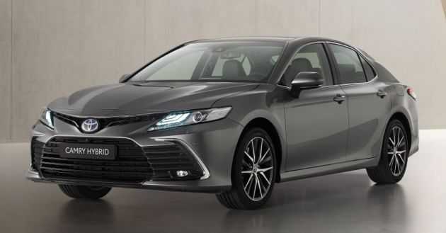 Toyota Camry Hybrid <em>facelift</em> tiba di Europah — sistem keselamatan, paparan infotainmen kini dipertingkat