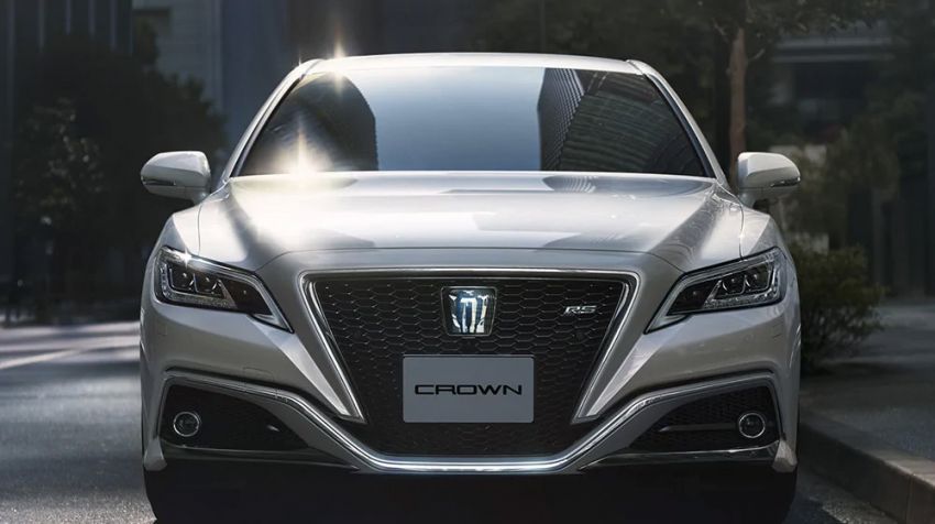 2021 Toyota Crown introduced in Japan with new kit 1202879