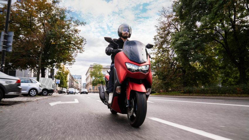 2020 Yamaha NMax 125/155 released in Europe – new body & frame, LED lights, larger 7.1-litre tank, ABS 1216022