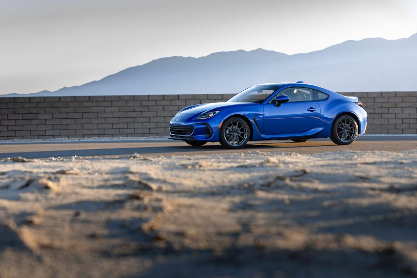 2022 Subaru BRZ debuts – redesigned second-gen sports car gets a 2.4L boxer engine; 228 hp, 249 Nm 1212774