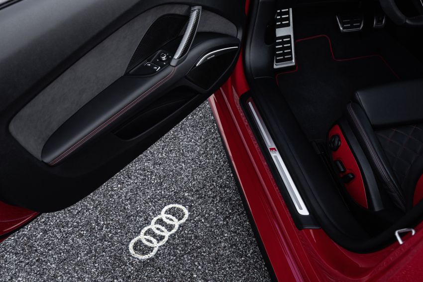 2021 Audi TTS now with 320 PS, competition plus trim 1216164