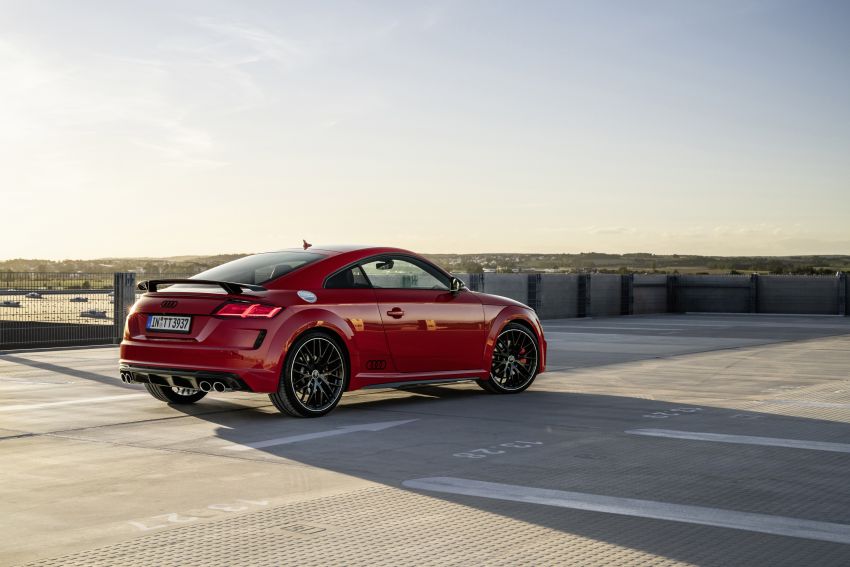 2021 Audi TTS now with 320 PS, competition plus trim 1216157