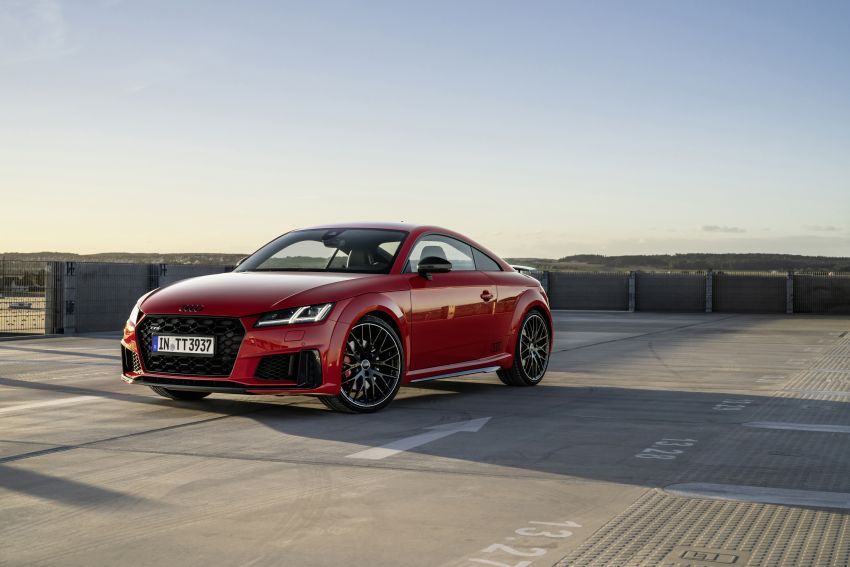 2021 Audi TTS now with 320 PS, competition plus trim 1216158