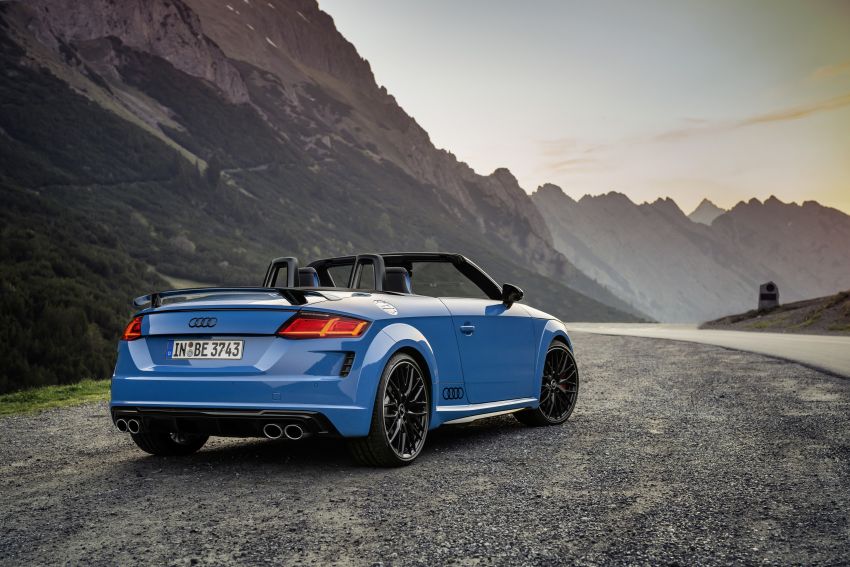 2021 Audi TTS now with 320 PS, competition plus trim 1216171