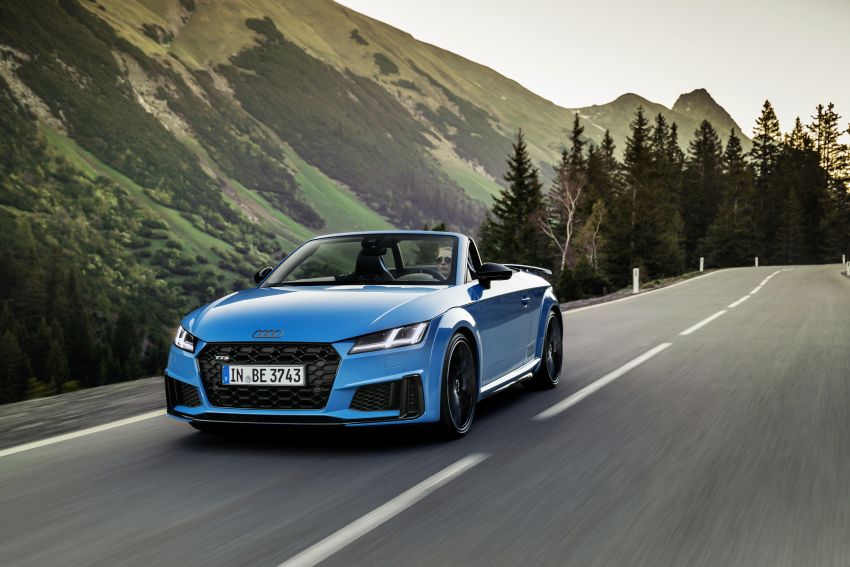 2021 Audi TTS now with 320 PS, competition plus trim 1216172