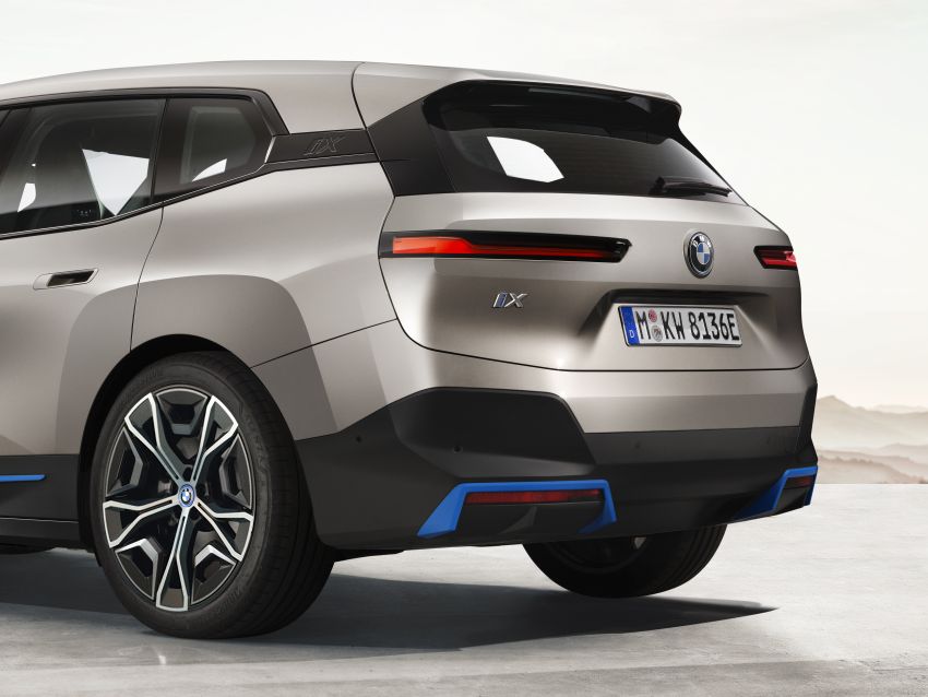 BMW iX revealed – iNEXT electric SUV gets a name and more than 500 PS, 600 km range; coming late-2021 1208194