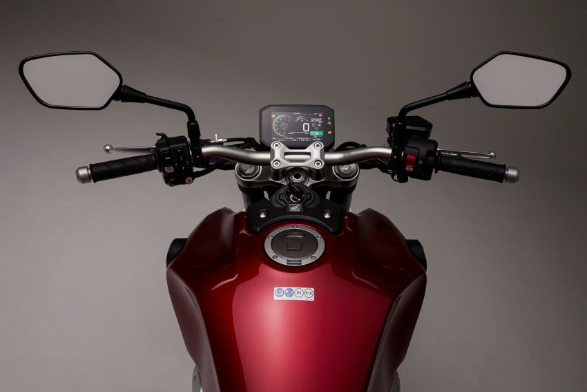 2021 Honda CB1000R model update – now comes with LCD screen, new wheels, headlight, Black Edition Image #1209145