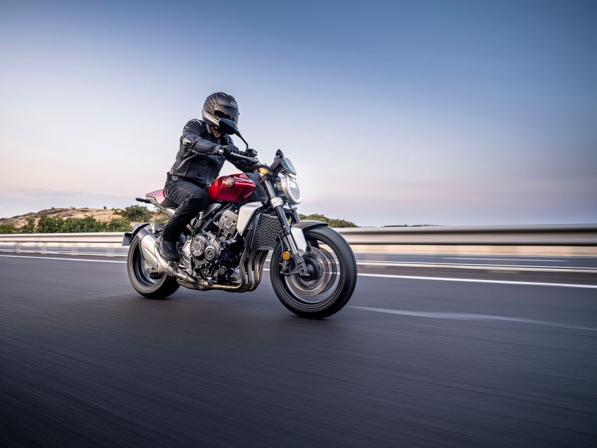 2021 Honda CB1000R model update – now comes with LCD screen, new wheels, headlight, Black Edition 1209176