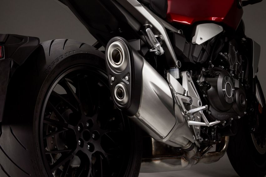 Honda CB1000R 2021 tampil dengan gaya lebih agresif, skrin TFT lima inci, pilihan model Black Edition 1207678