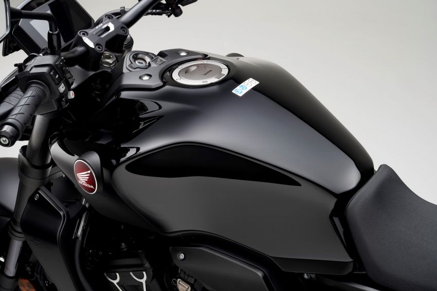 Honda CB1000R 2021 tampil dengan gaya lebih agresif, skrin TFT lima inci, pilihan model Black Edition 1207602