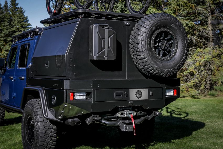 Jeep Gladiator Top Dog Concept makes its debut – mountain biking and hot dog-making, rolled into one 1203056