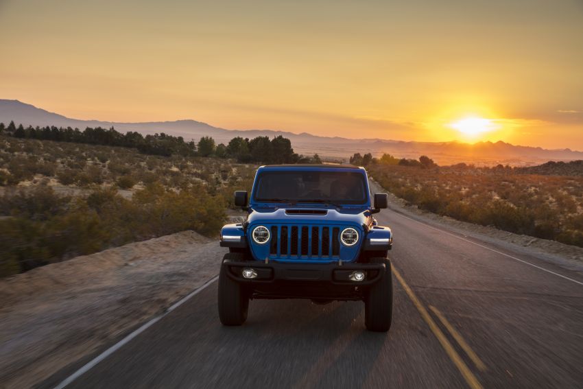 Jeep Wrangler Rubicon 392 debuts – 6.4 litre Hemi V8, 470 hp/637 Nm; 50 mm lift, Hydro-Guide intake ducts 1212132