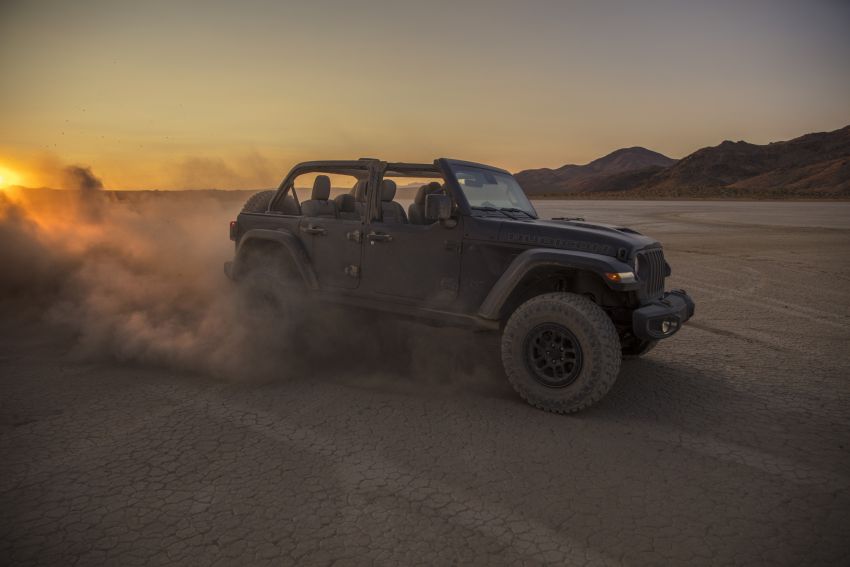Jeep Wrangler Rubicon 392 debuts – 6.4 litre Hemi V8, 470 hp/637 Nm; 50 mm lift, Hydro-Guide intake ducts 1212152