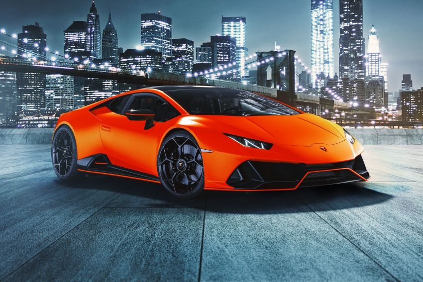 Lambo Huracan Evo Fluo Capsule – 5 striking colours 1203312