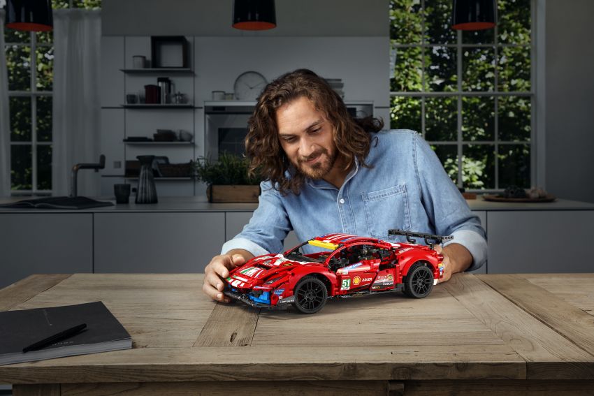 Lego Technic Ferrari 488 GTE revealed – RM799.90 1215983