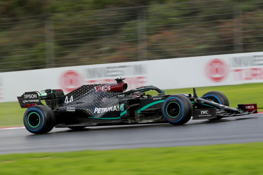 Lewis Hamilton wins 7th F1 title, tied with Schumacher 1210541