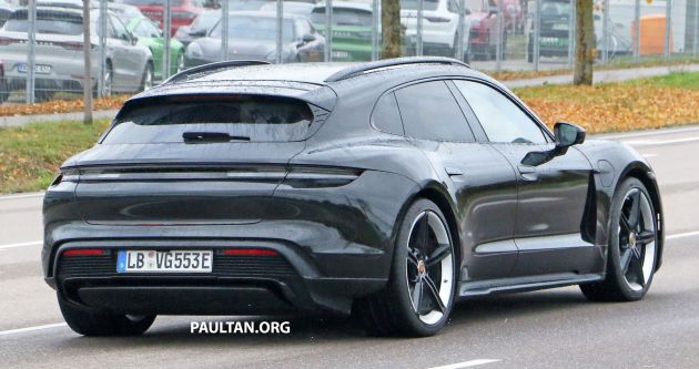 SPIED: Porsche Taycan Sport Turismo, undisguised