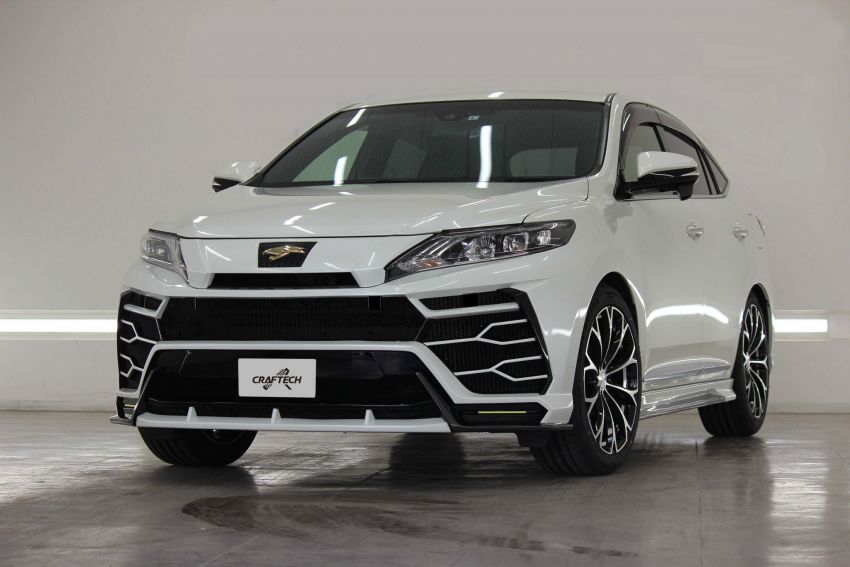 Toyota Harrier with Craftech body kit – Urus clone 1217303