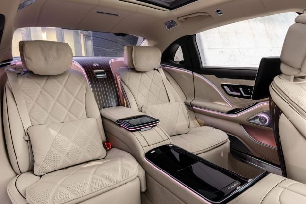 Z223 Mercedes-Maybach S-Class debuts – ultra-posh, tech-loaded flagship limo with 3,396 mm wheelbase