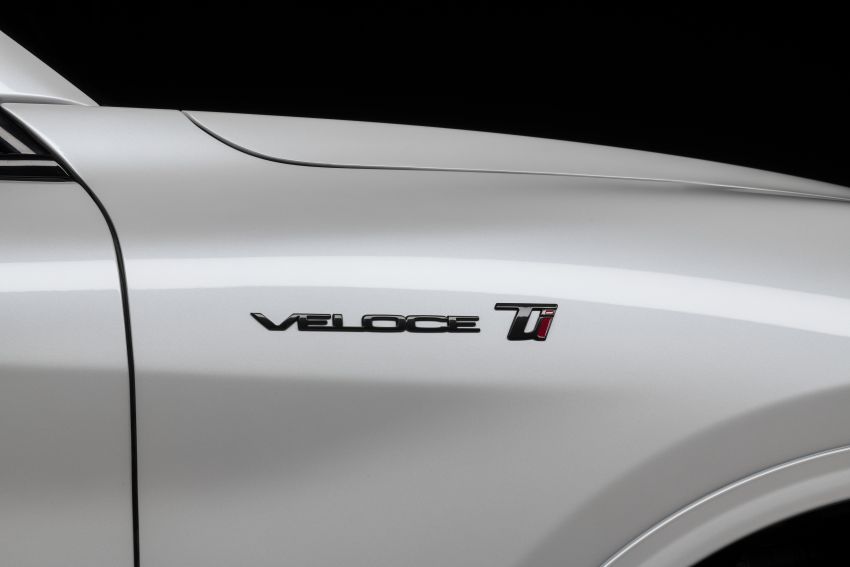 2021 Alfa Romeo Stelvio Veloce Ti – sportier exterior, updated interior equipment, carbon-fibre drive shaft 1223385
