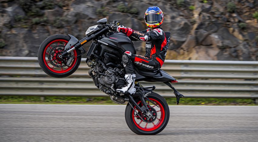 2021 Ducati Monster and Monster+, 111 hp, 95 Nm 1219930