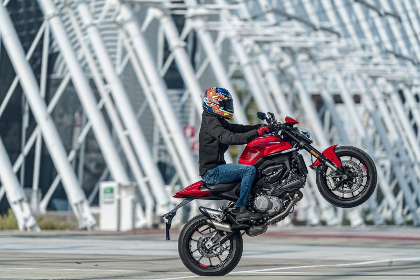 2021 Ducati Monster and Monster+, 111 hp, 95 Nm 1219953