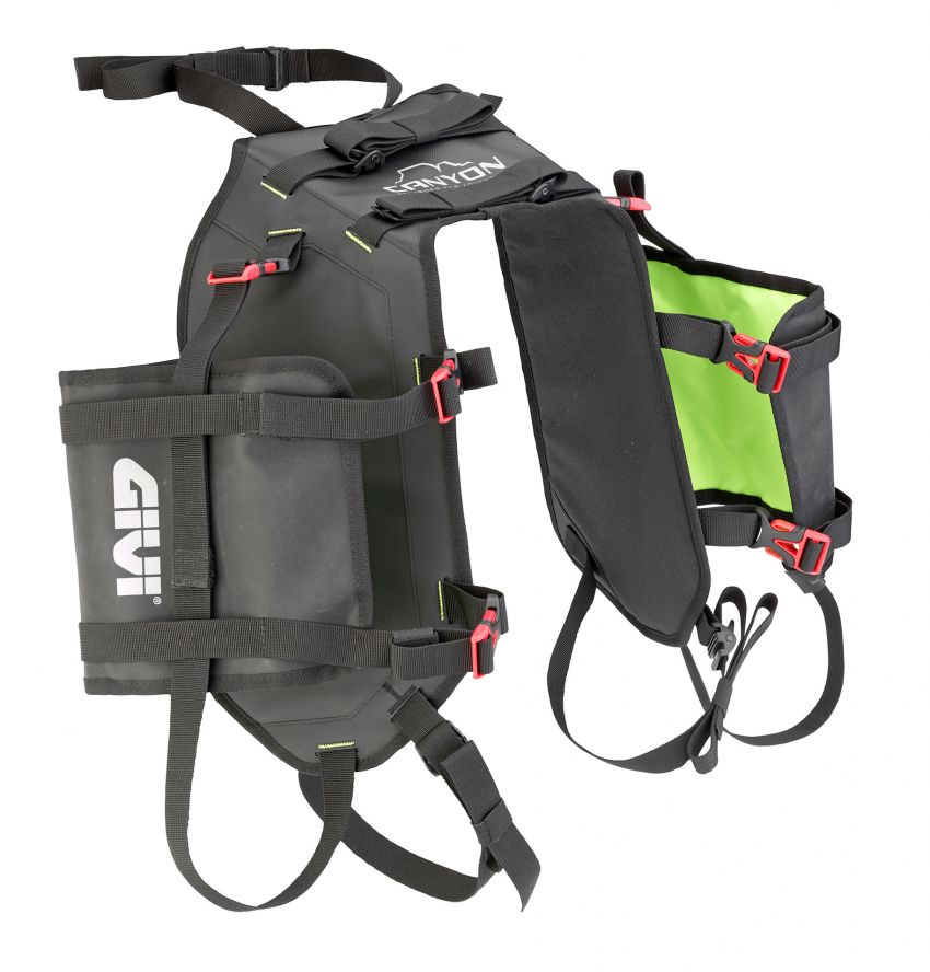 2021 GIVI product range unveiled – new bags, cases 1222455