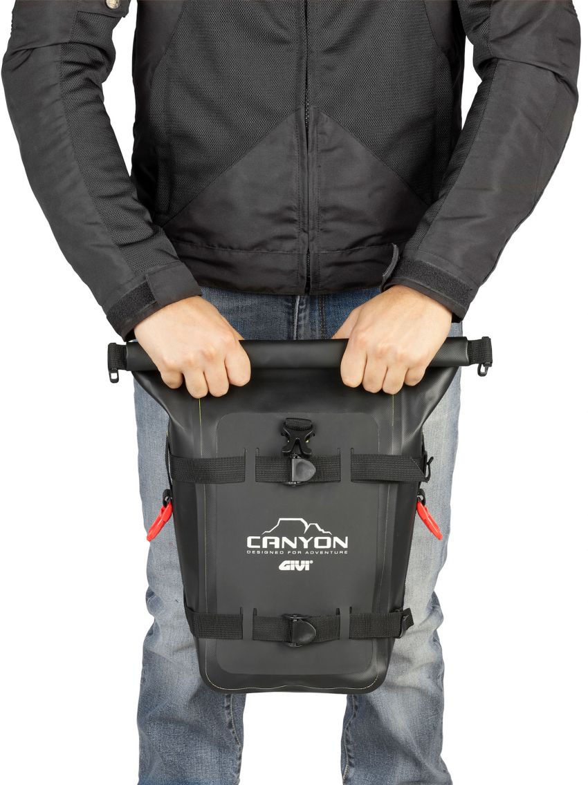 2021 GIVI product range unveiled – new bags, cases 1222456