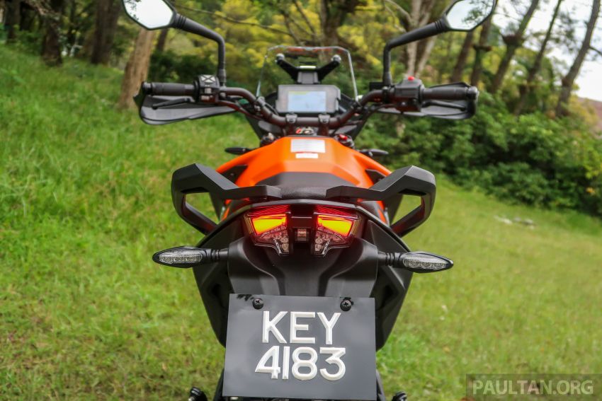 KTM 250 Adventure dan 390 Adventure tiba di M’sia – harga RM22k dan RM30k, banyak kelengkapan canggih 1228112