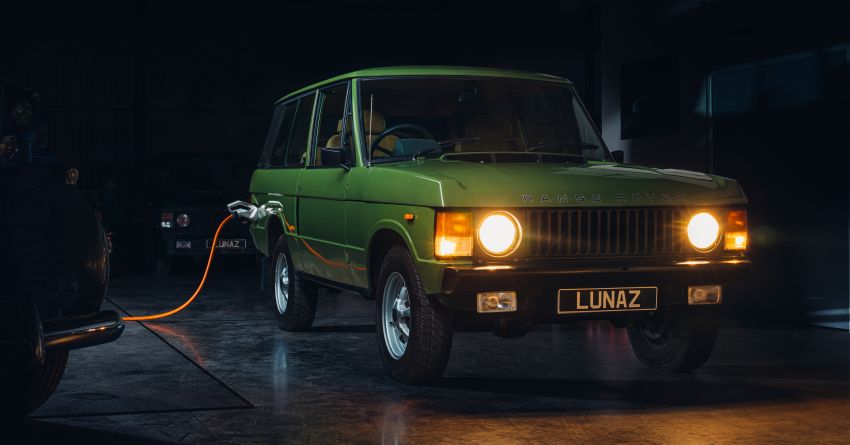 Lunaz begins production of electric classic Range Rovers – bespoke restomod with new tech, bar area! 1221427