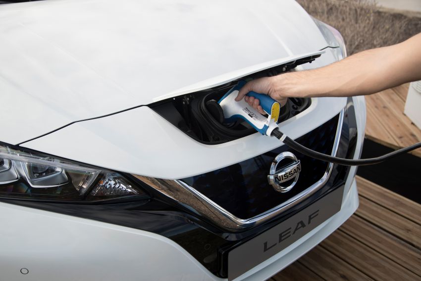 Nissan Leaf turns ten years old: over 500,000 EVs sold 1221065