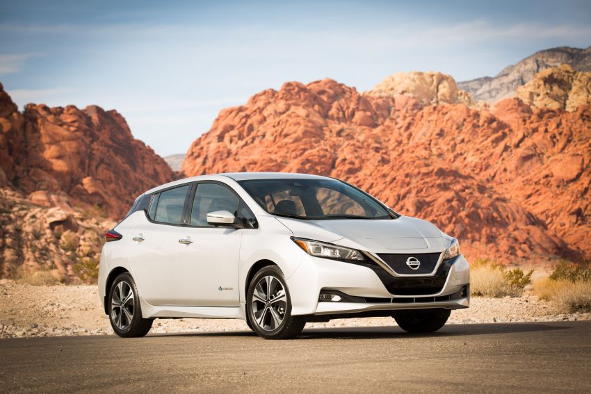 Nissan Leaf turns ten years old: over 500,000 EVs sold 1221076