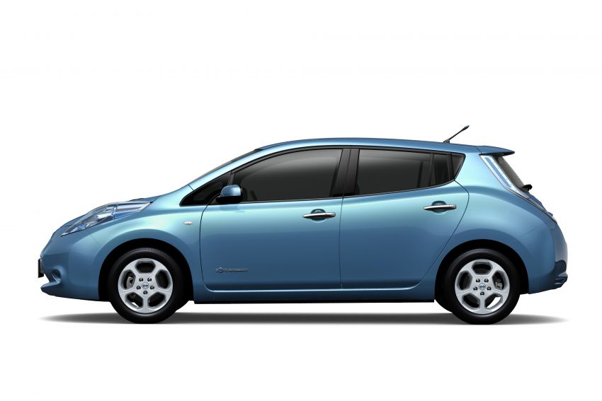 Nissan Leaf turns ten years old: over 500,000 EVs sold 1221078