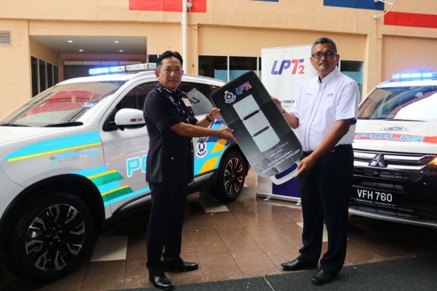 PDRM terima dua unit Mitsubishi Outlander daripada LPT 2 untuk penguatkuasaan di lebuh raya itu