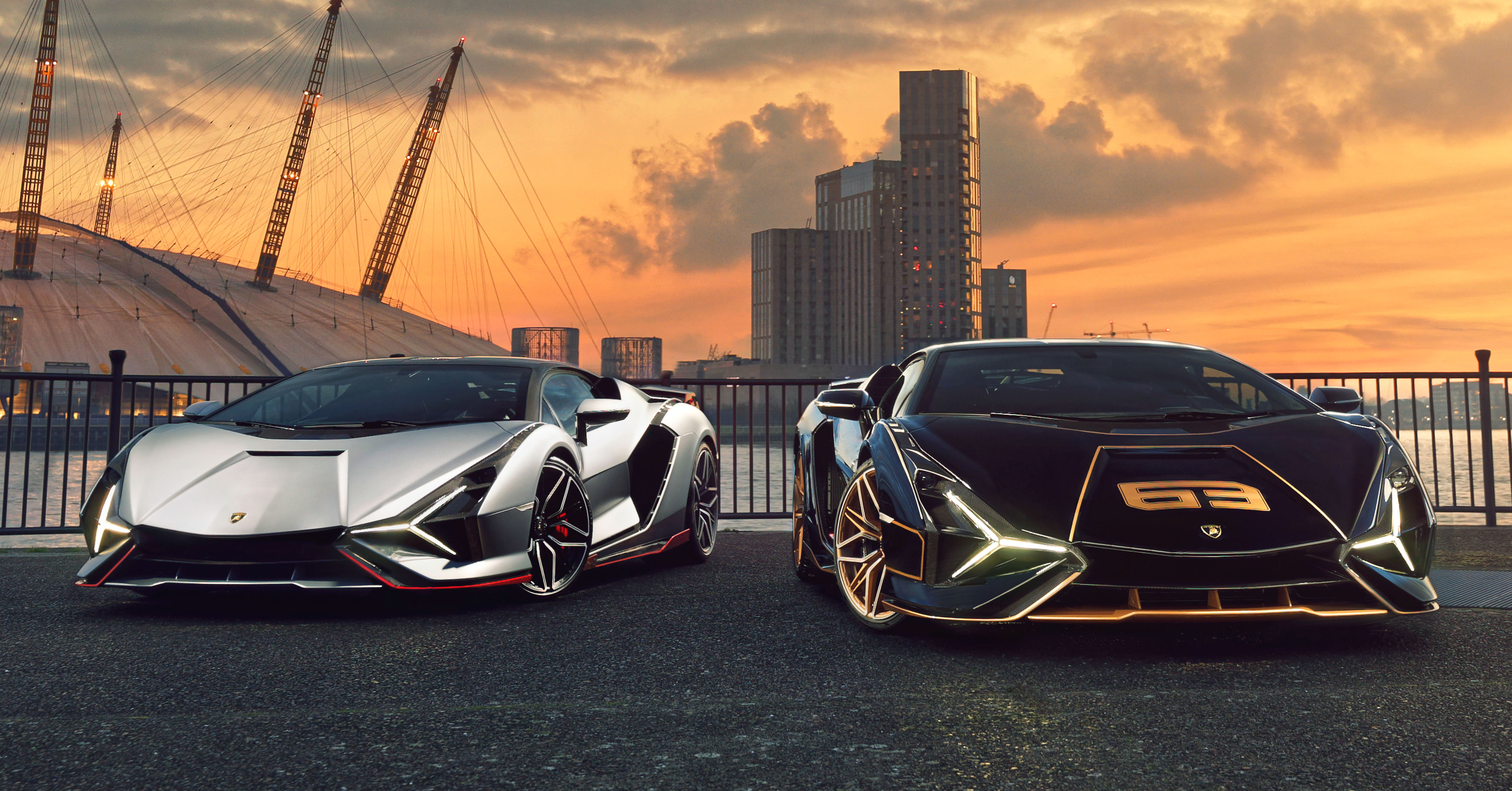 Kvittering chokerende muskel 2021 Lamborghini Sian - hot new pair lands in London - paultan.org