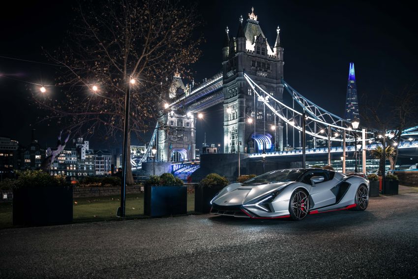 2021 Lamborghini Sian – hot new pair lands in London 1240944