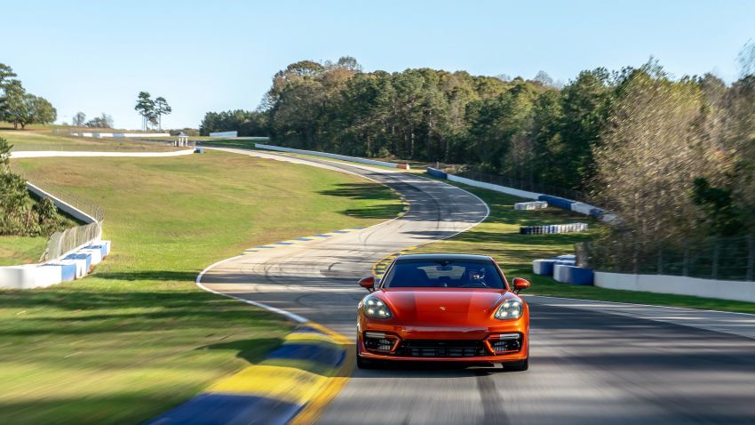 2021 Porsche Panamera Turbo S sets lap record for production sedan at Atlanta circuit – 1 min 31.51 secs 1241824