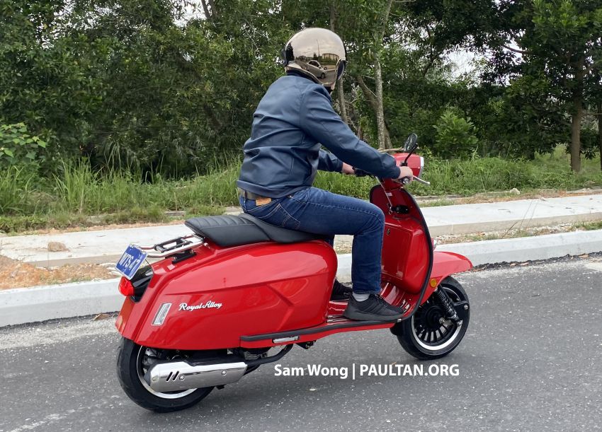 Royal Alloy GP125i scooter spotted testing in Malaysia 1232713
