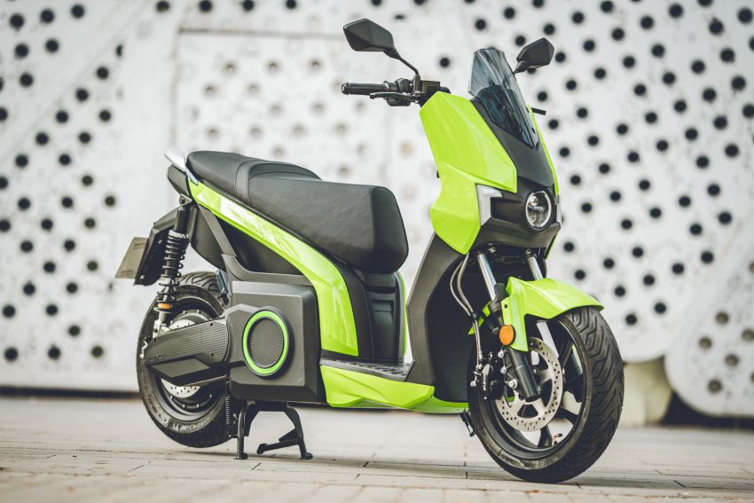 Silence ‘e-moto’ scooter in UK market, from RM15k 1234351