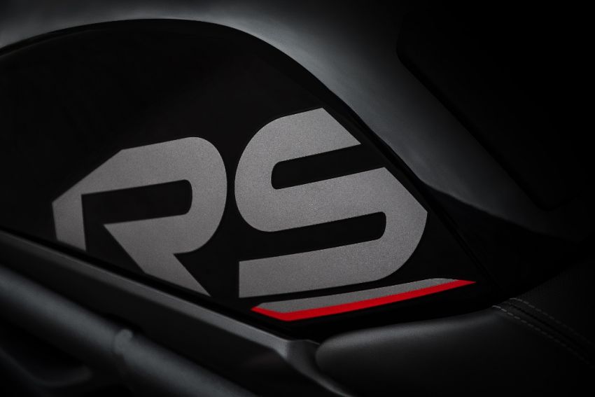 Triumph Speed Triple 1200RS ditunjuk dalam teaser 1234234