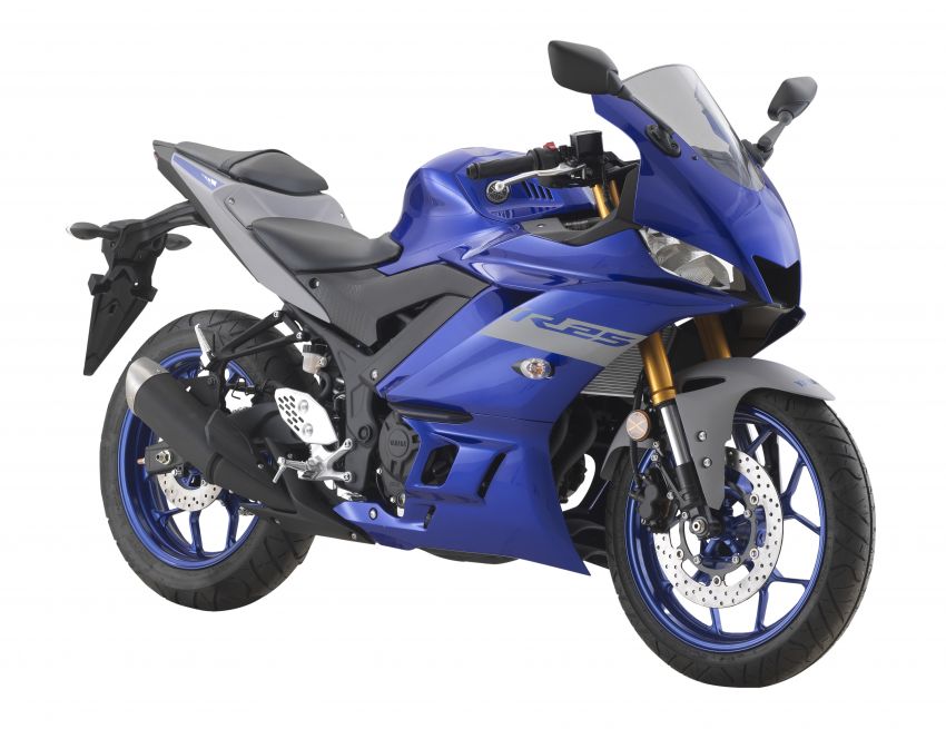 2021 Yamaha R25 – new colour for Malaysia, RM19,998 1238926