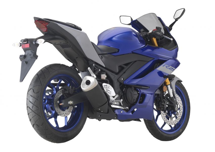 2021 Yamaha R25 – new colour for Malaysia, RM19,998 1238929
