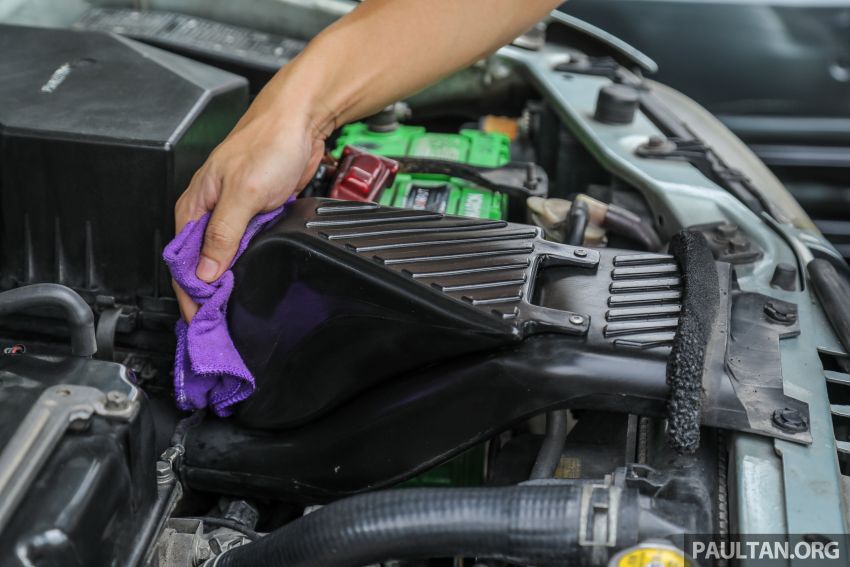 Safest method for cleaning a really dirty engine bay –  brush, towels and some elbow grease, not water hose 1237076