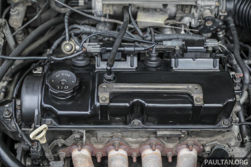 Safest method for cleaning a really dirty engine bay –  brush, towels and some elbow grease, not water hose 1237078