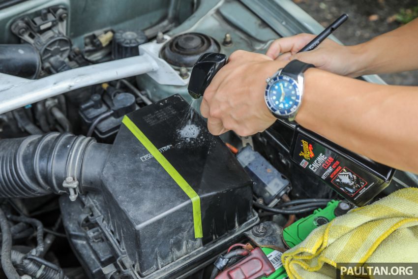 Safest method for cleaning a really dirty engine bay –  brush, towels and some elbow grease, not water hose 1237067